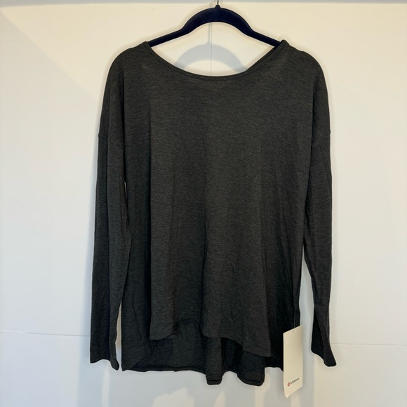 Lululemon Back Into It Long Sleeve Shirt
Heathered Black - Picture 5 of 10